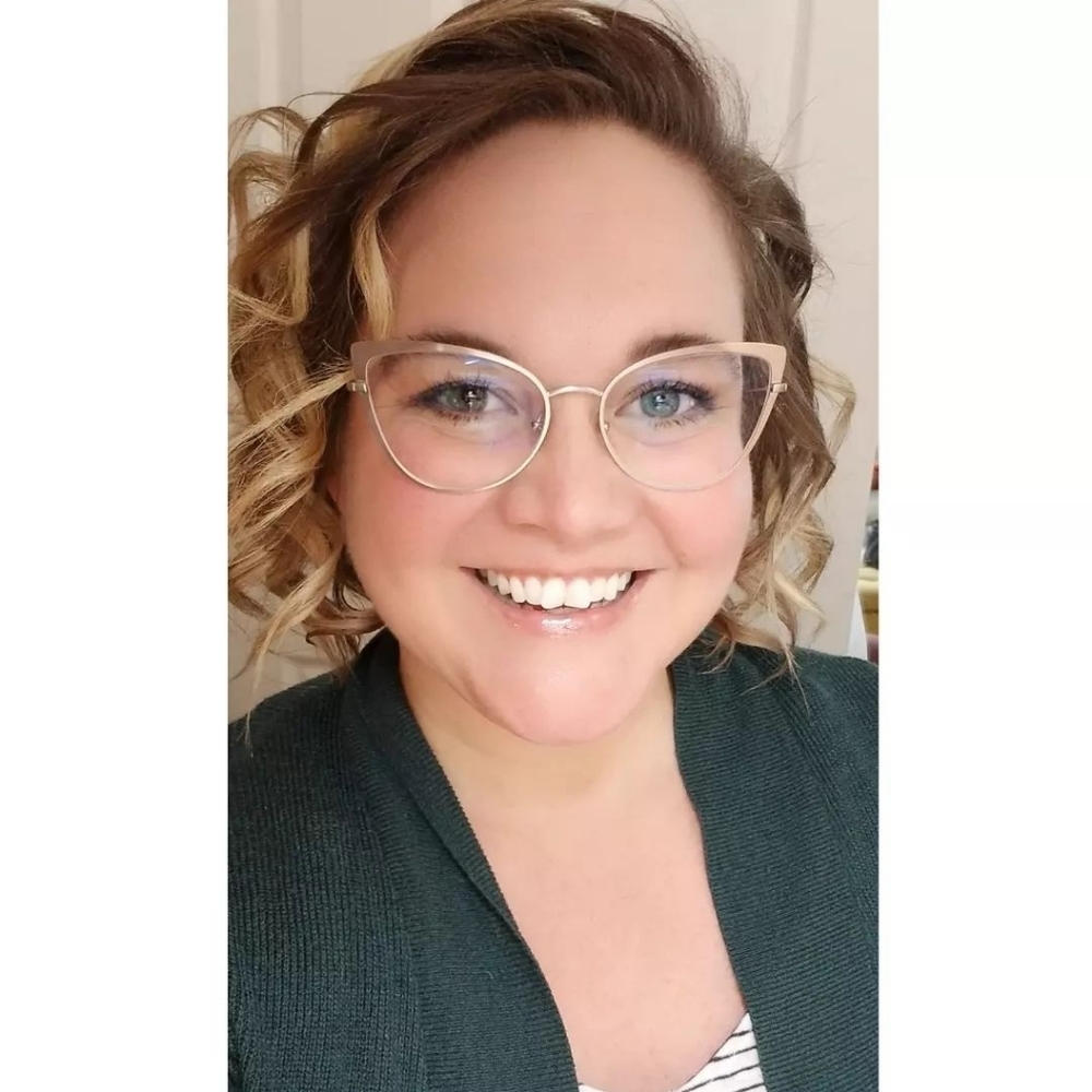 Meet your Posher, Vanessa